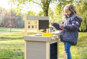 Buitenkeuken hout Tangara Groothandel voor de Kinderopvang Kinderdagverblijfinrichting3